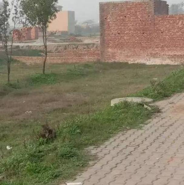 3 Marla Plot for Sale in Lahore-1